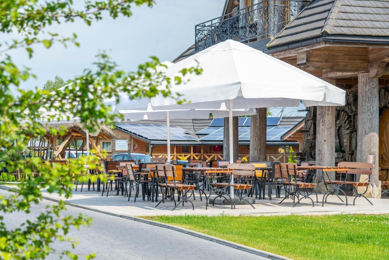 Labedz Hotel Karczma Iława Exteriör bild