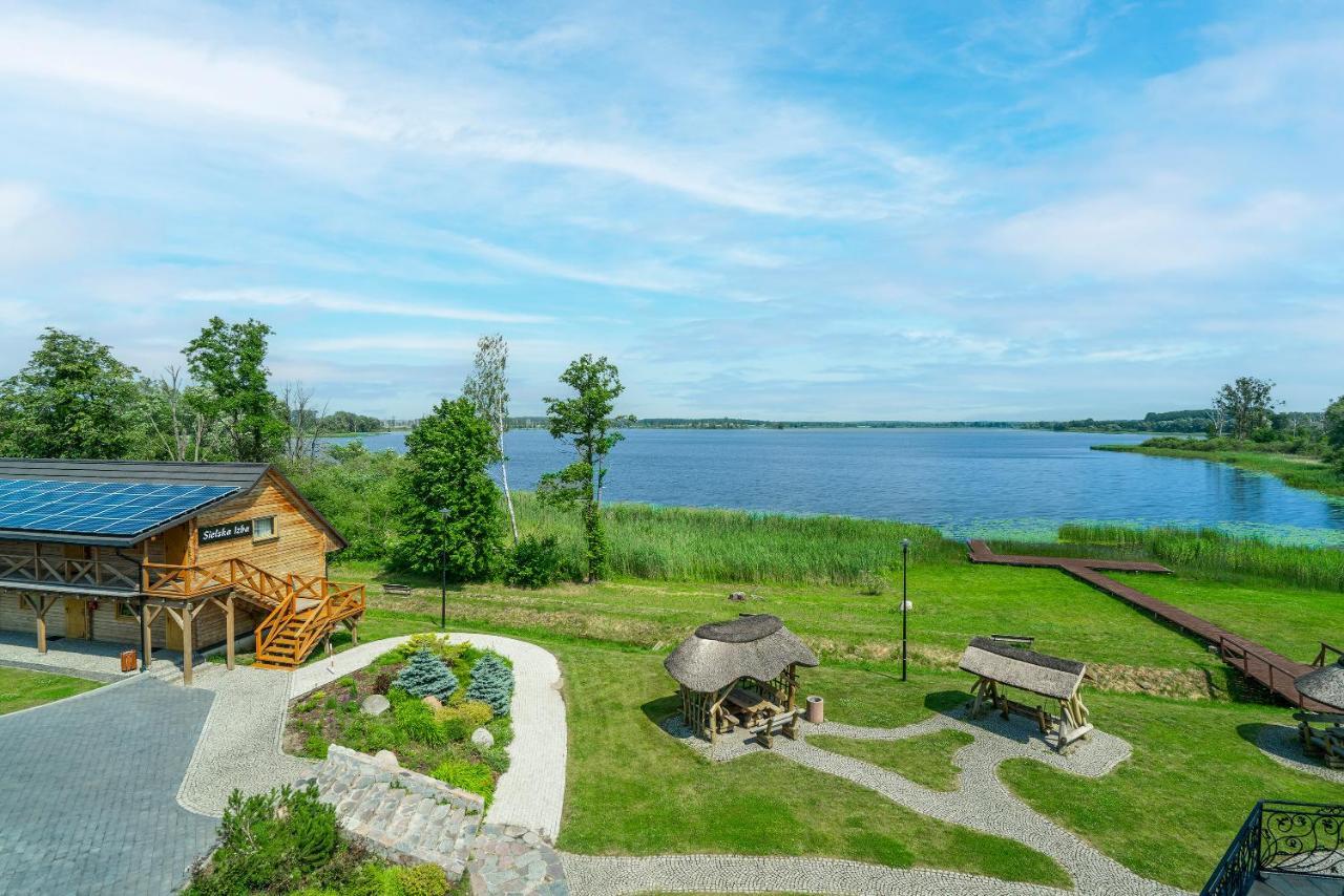 Labedz Hotel Karczma Iława Exteriör bild