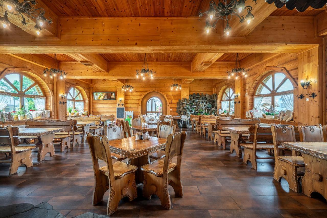 Labedz Hotel Karczma Iława Exteriör bild